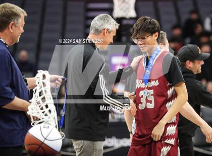 Thumbnail 3 in Bishop Alemany @ Santa Cruz (CIF State Division 3 Final) photogallery.