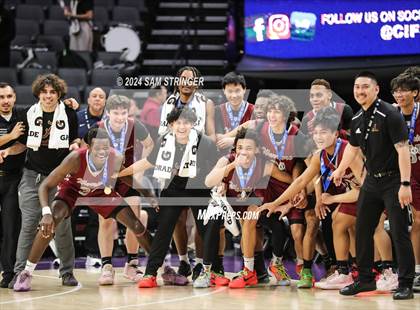 Thumbnail 3 in Bishop Alemany @ Santa Cruz (CIF State Division 3 Final) photogallery.