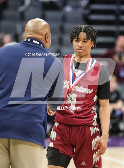 Thumbnail 3 in Bishop Alemany @ Santa Cruz (CIF State Division 3 Final) photogallery.