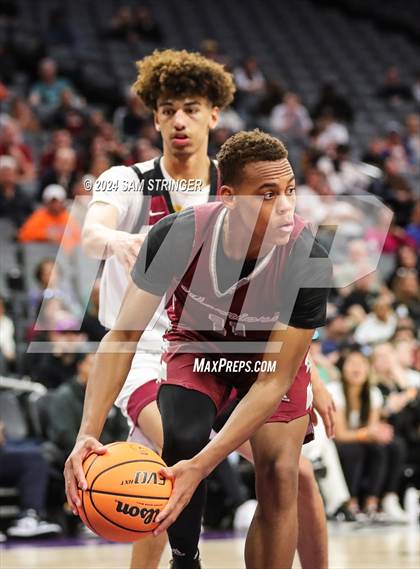 Thumbnail 2 in Bishop Alemany @ Santa Cruz (CIF State Division 3 Final) photogallery.