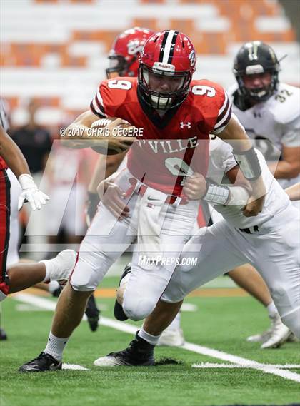 Thumbnail 1 in Corning-Painted Post vs. Baldwinsville (Kickoff Classic) photogallery.