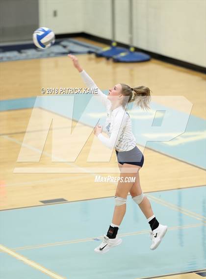 Thumbnail 1 in Washington-Lee @ Yorktown photogallery.
