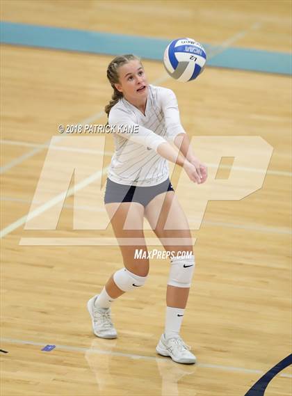 Thumbnail 2 in Washington-Lee @ Yorktown photogallery.