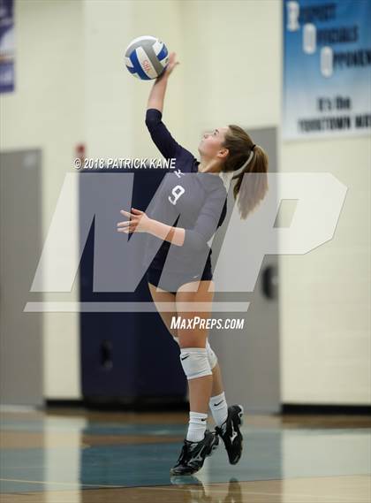 Thumbnail 2 in Washington-Lee @ Yorktown photogallery.
