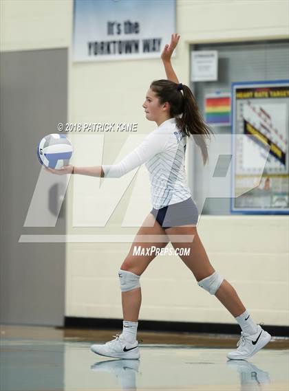 Thumbnail 1 in Washington-Lee @ Yorktown photogallery.