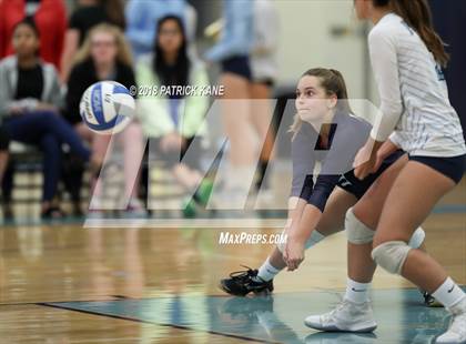 Thumbnail 2 in Washington-Lee @ Yorktown photogallery.
