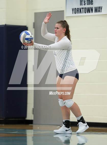 Thumbnail 3 in Washington-Lee @ Yorktown photogallery.