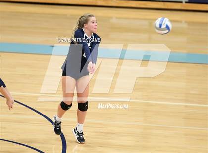 Thumbnail 3 in Washington-Lee @ Yorktown photogallery.