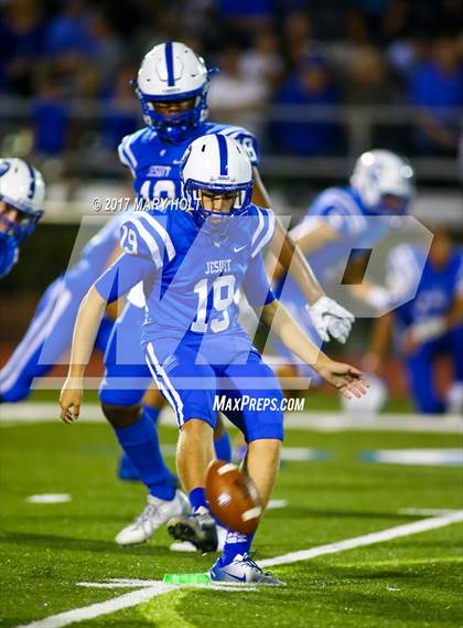 Thumbnail 2 in Tampa Catholic @ Jesuit photogallery.