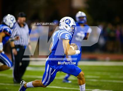 Thumbnail 2 in Tampa Catholic @ Jesuit photogallery.