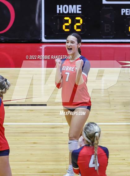 Thumbnail 1 in Aubrey vs. Randall (UIL 4A Final) photogallery.