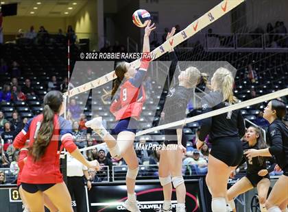 Thumbnail 2 in Aubrey vs. Randall (UIL 4A Final) photogallery.
