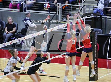 Thumbnail 1 in Aubrey vs. Randall (UIL 4A Final) photogallery.