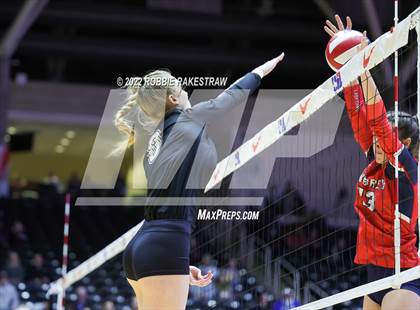 Thumbnail 1 in Aubrey vs. Randall (UIL 4A Final) photogallery.