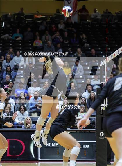 Thumbnail 2 in Aubrey vs. Randall (UIL 4A Final) photogallery.
