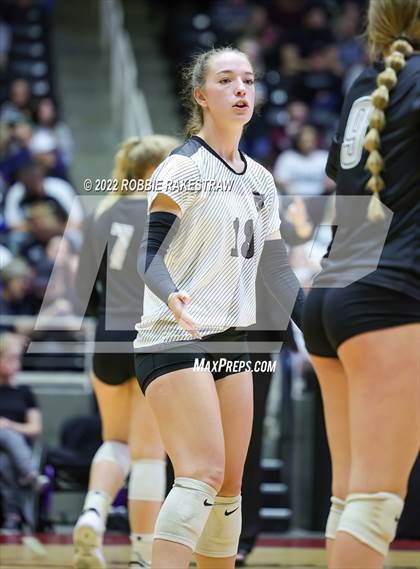 Thumbnail 1 in Aubrey vs. Randall (UIL 4A Final) photogallery.