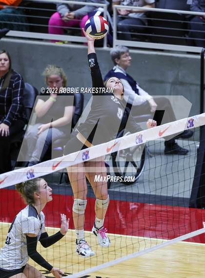 Thumbnail 2 in Aubrey vs. Randall (UIL 4A Final) photogallery.