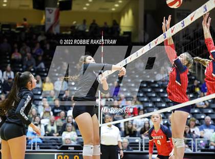 Thumbnail 2 in Aubrey vs. Randall (UIL 4A Final) photogallery.