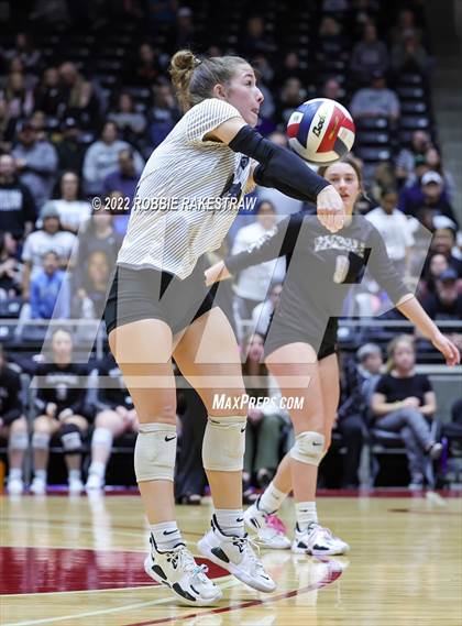 Thumbnail 2 in Aubrey vs. Randall (UIL 4A Final) photogallery.