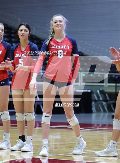 Thumbnail 1 in Aubrey vs. Randall (UIL 4A Final) photogallery.