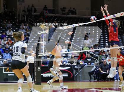 Thumbnail 2 in Aubrey vs. Randall (UIL 4A Final) photogallery.