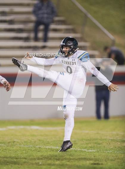 Thumbnail 3 in Selma vs. Kennedy (CIF CS D3 Semifinal) photogallery.