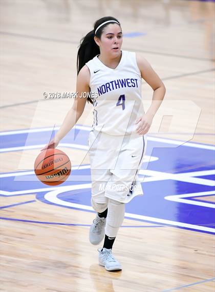 Thumbnail 3 in Kingman @ Northwest Christian photogallery.