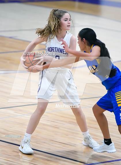 Thumbnail 1 in Kingman @ Northwest Christian photogallery.