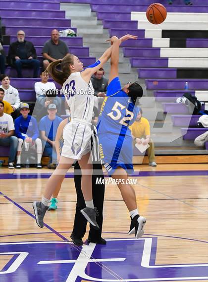 Thumbnail 1 in Kingman @ Northwest Christian photogallery.