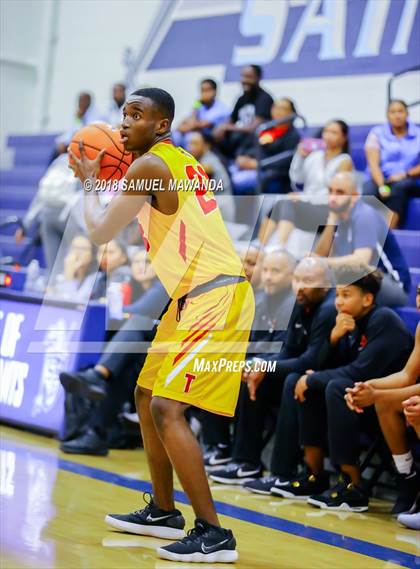 Thumbnail 1 in Taft vs Coronado (War On The Floor Showcase) photogallery.