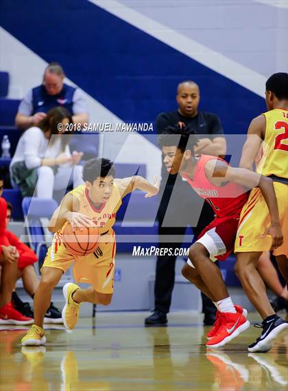 Thumbnail 1 in Taft vs Coronado (War On The Floor Showcase) photogallery.