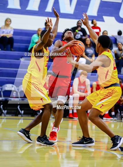 Thumbnail 3 in Taft vs Coronado (War On The Floor Showcase) photogallery.