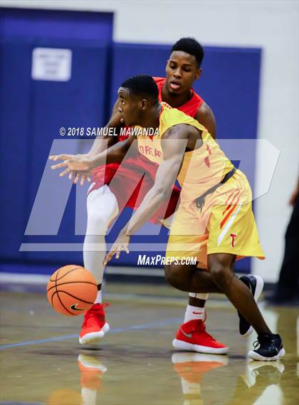 Thumbnail 1 in Taft vs Coronado (War On The Floor Showcase) photogallery.