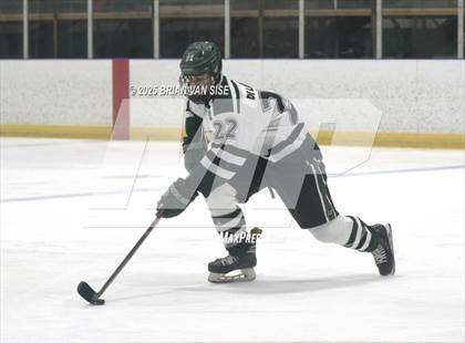 Thumbnail 1 in La Salle Institute @ Shenendehowa (Section 2 Quarter Final) photogallery.