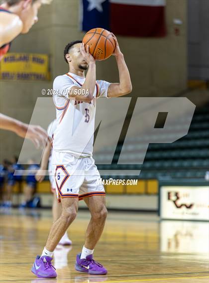 Thumbnail 1 in Eastlake vs. Hanks (Byron Johnston Holiday Classic) photogallery.