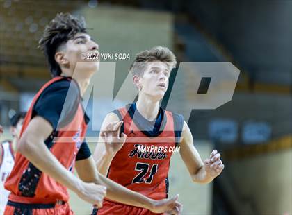 Thumbnail 2 in Eastlake vs. Hanks (Byron Johnston Holiday Classic) photogallery.