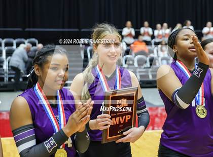 Thumbnail 2 in Neches vs. Harrold (UIL 1A Volleyball Final Medal Ceremony) photogallery.