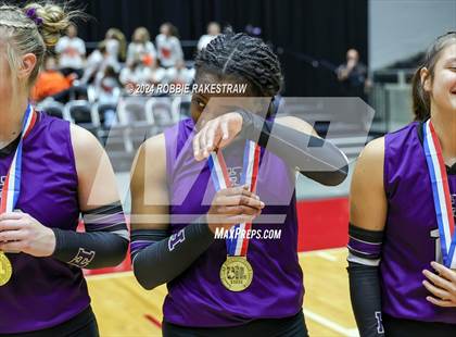 Thumbnail 2 in Neches vs. Harrold (UIL 1A Volleyball Final Medal Ceremony) photogallery.