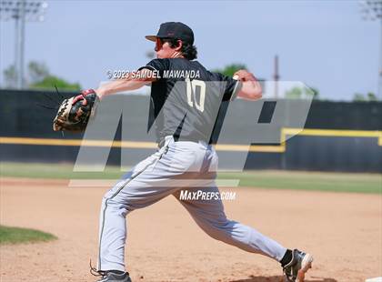 Thumbnail 2 in  Harvard-Westlake @ Crespi photogallery.