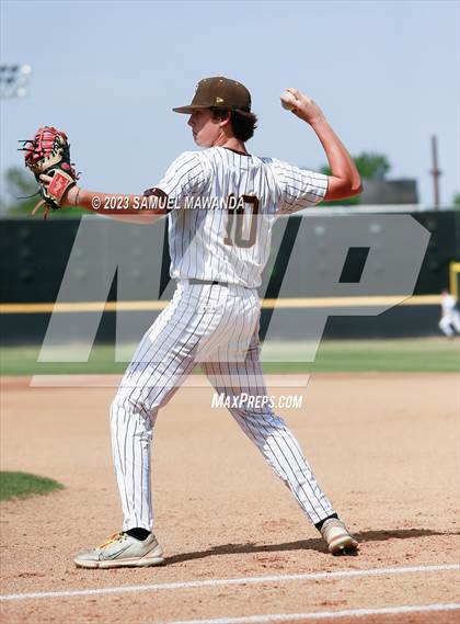 Thumbnail 2 in  Harvard-Westlake @ Crespi photogallery.