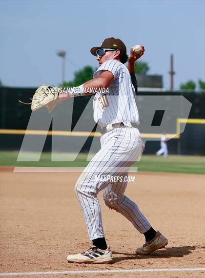 Thumbnail 3 in  Harvard-Westlake @ Crespi photogallery.