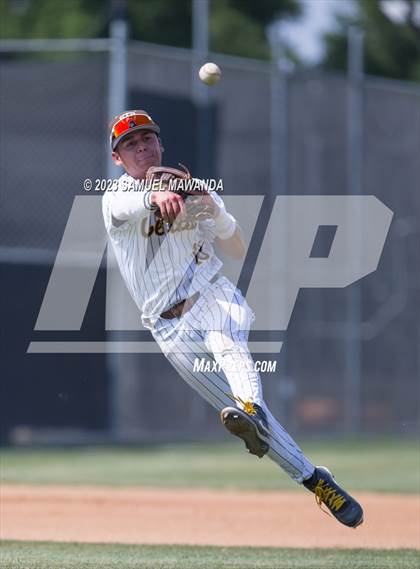 Thumbnail 3 in  Harvard-Westlake @ Crespi photogallery.