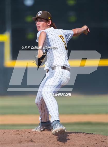 Thumbnail 2 in  Harvard-Westlake @ Crespi photogallery.