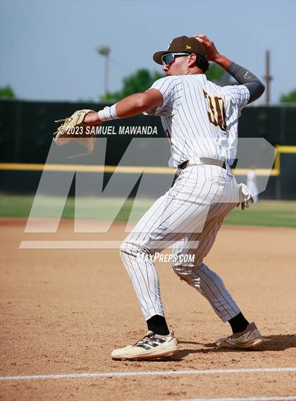 Thumbnail 2 in  Harvard-Westlake @ Crespi photogallery.