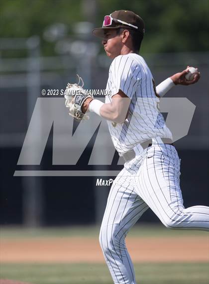 Thumbnail 3 in  Harvard-Westlake @ Crespi photogallery.