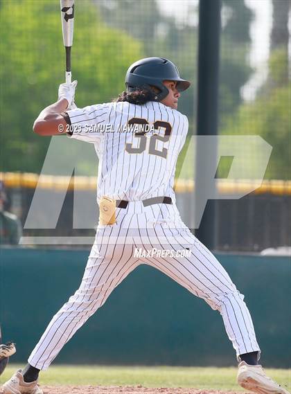 Thumbnail 1 in  Harvard-Westlake @ Crespi photogallery.