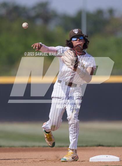 Thumbnail 3 in  Harvard-Westlake @ Crespi photogallery.