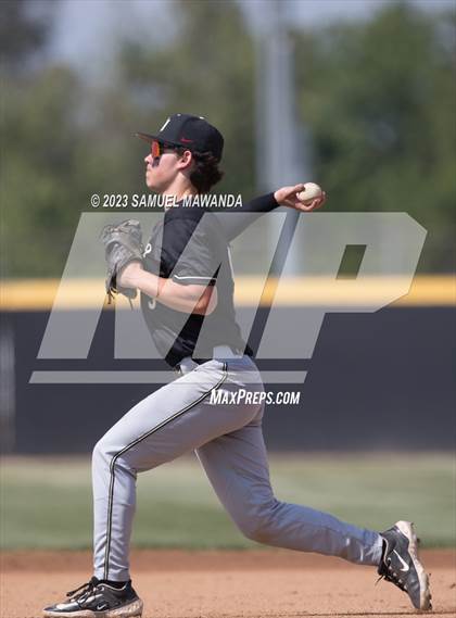 Thumbnail 2 in  Harvard-Westlake @ Crespi photogallery.