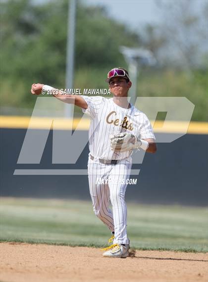Thumbnail 3 in  Harvard-Westlake @ Crespi photogallery.