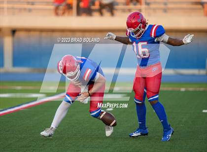 Thumbnail 3 in Ocean Springs @ Pascagoula (Scrimmage) photogallery.